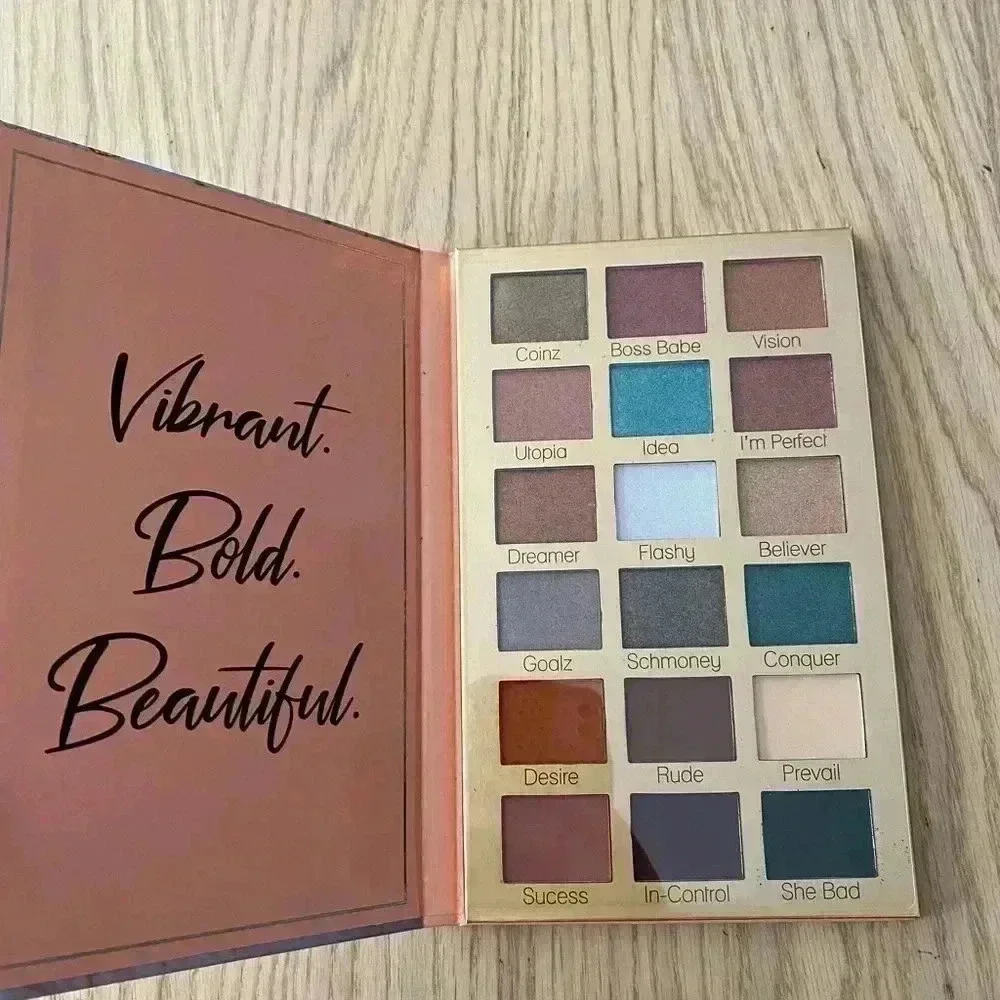 🆕City Color Daydream 18 Eyeshadow Pallet🆕